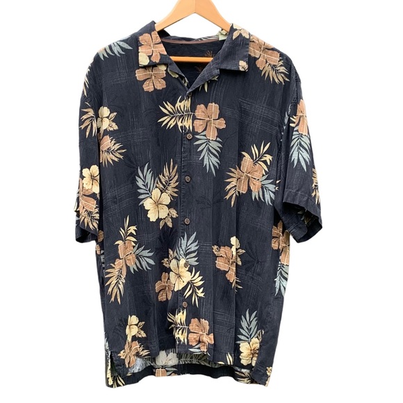 Tommy Bahama Other - TOMMY BAHAMA Sz L Charcoal Floral Tropical Hawaiian 100% Silk S/S Shirt